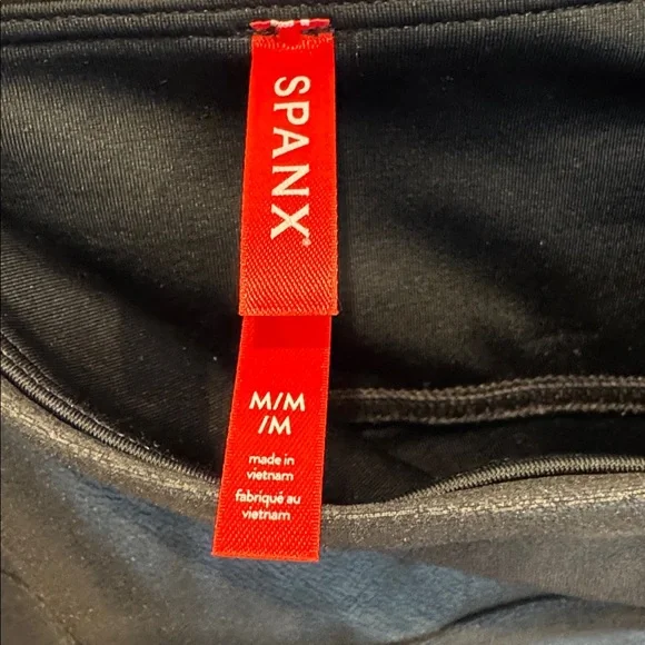 SPANX Faux Leather Leggings NWT Size Medium - Picture 4 of 6
